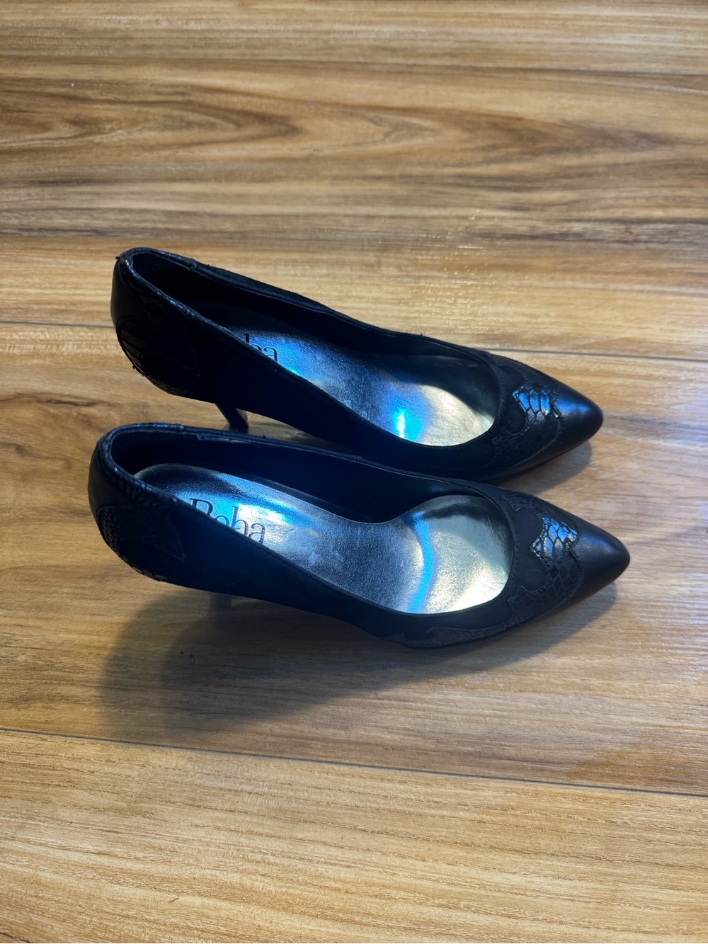 Reba Black Leather Pointed-Toe Pumps with Subtle Embossed Accents